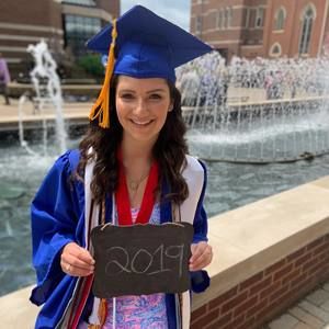 Meet your Posher, Nicole